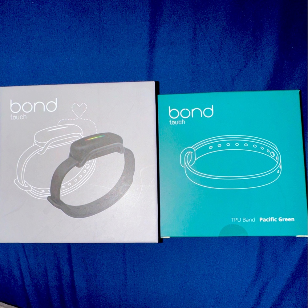 Bond Touch Bracelet with sport band included